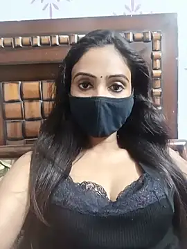 Snapshot of Yours-Bebo chatting on 21, 7, 2026 Yours-Bebo online show from 21, 7, 2026