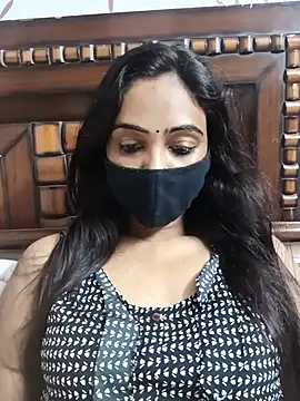 Snapshot of Yours-Bebo chatting on 28, 7, 2026 Yours-Bebo online show from 28, 7, 2026