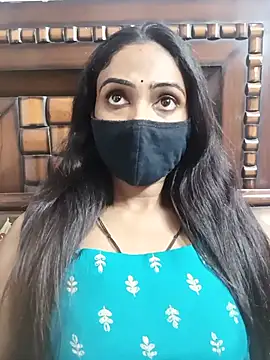 Snapshot of Yours-Bebo chatting on 5, 8, 2026 Yours-Bebo online show from 5, 8, 2026