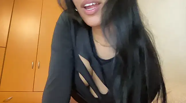 Dulce latingirl online show from 10, 12, 2024