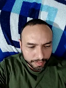 Snapshot of ElSunEagle chatting on 6, 3, 2025 ElSunEagle online show from 6, 3, 2025