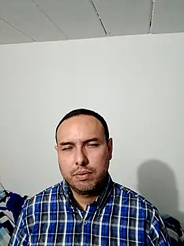 Snapshot of ElSunEagle chatting on 15, 9, 2025 ElSunEagle online show from 15, 9, 2025