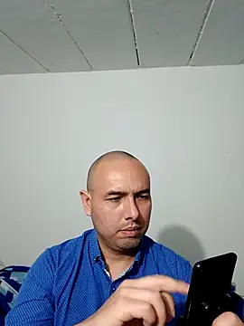 Snapshot of ElSunEagle chatting on 3, 11, 2025 ElSunEagle online show from 3, 11, 2025