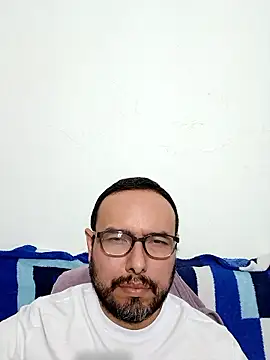 Snapshot of ElSunEagle chatting on 14, 1, 2026 ElSunEagle online show from 14, 1, 2026