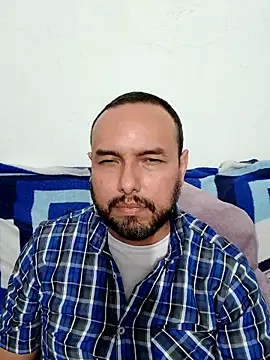 Snapshot of ElSunEagle chatting on 8, 3, 2026 ElSunEagle online show from 8, 3, 2026