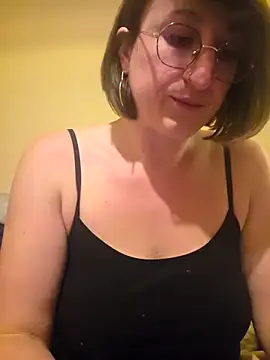 Snapshot of minierose chatting on 27, 11, 2025 minierose online show from 27, 11, 2025