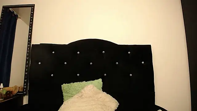 sweet skylove  online show from 27, 6, 2026