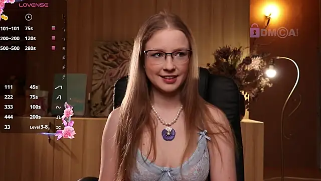 Snapshot of steffania- chatting on 1, 3, 2025 steffania- online show from 1, 3, 2025