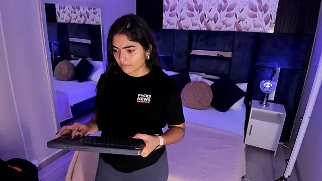 GiselOrtiz online show from 16, 7, 2026