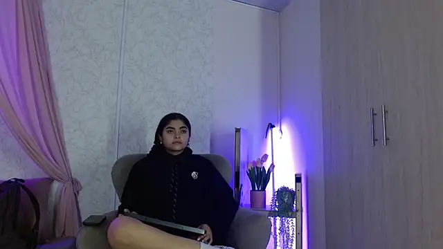 GiselOrtiz online show from 6, 8, 2026