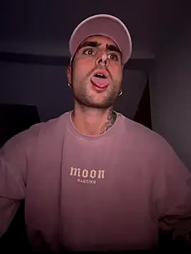 itsmehoneyhm online show from 26, 9, 2025