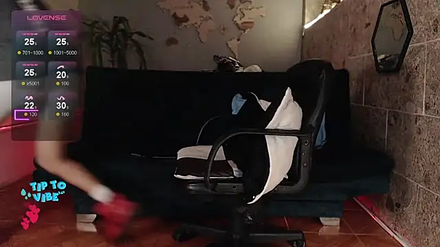 Snapshot of rogert_xx chatting on 21, 2, 2025 rogert xx online show from 21, 2, 2025