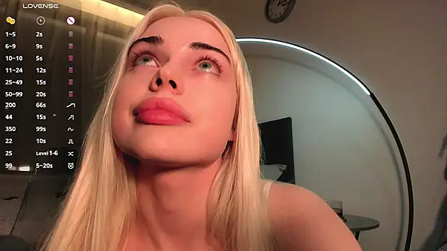 Snapshot of kayaangels chatting on 22, 10, 2025 kayaangels online show from 22, 10, 2025