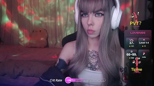 Snapshot of Kerry_Kirk chatting on 13, 12, 2024 Kerry Kirk online show from 13, 12, 2024