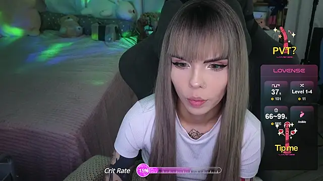 Snapshot of Kerry_Kirk chatting on 3, 2, 2025 Kerry Kirk online show from 3, 2, 2025