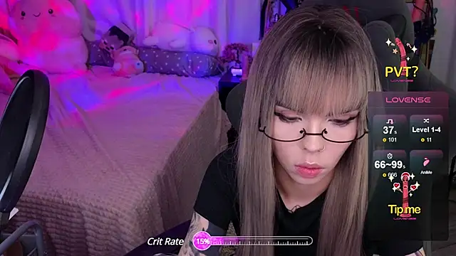 Snapshot of Kerry_Kirk chatting on 8, 2, 2025 Kerry Kirk online show from 8, 2, 2025