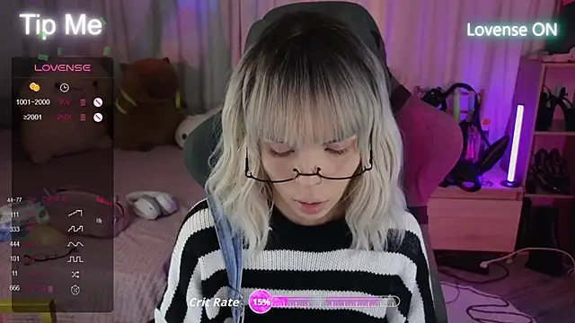 Snapshot of Kerry_Kirk chatting on 26, 9, 2025 Kerry Kirk online show from 26, 9, 2025