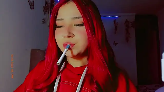 Snapshot of madisonx17 chatting on 24, 9, 2025 madisonx17 online show from 24, 9, 2025