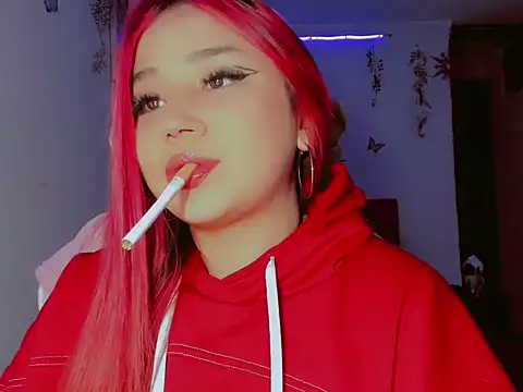 Snapshot of madisonx17 chatting on 17, 10, 2025 madisonx17 online show from 17, 10, 2025