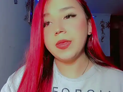 Snapshot of madisonx17 chatting on 21, 10, 2025 madisonx17 online show from 21, 10, 2025