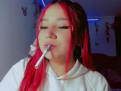 Snapshot of madisonx17 chatting on 24, 10, 2025 madisonx17 online show from 24, 10, 2025