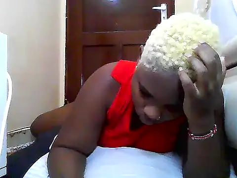 Snapshot of SexyKimberly23 chatting on 5, 8, 2026 SexyKimberly23 online show from 5, 8, 2026