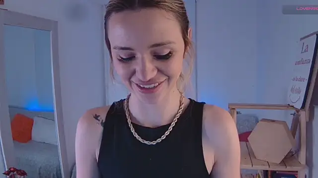 Lucy Princes online show from 20, 1, 2025
