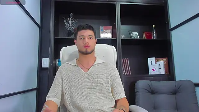 Snapshot of EdwardRoss_ chatting on 31, 1, 2025 EdwardRoss  online show from 31, 1, 2025