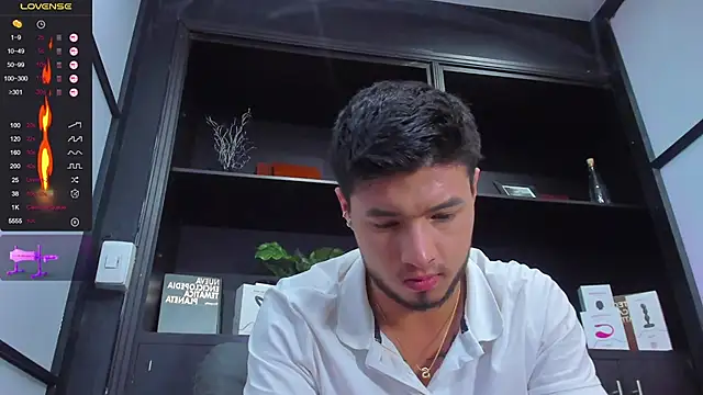 Snapshot of EdwardRoss_ chatting on 4, 2, 2025 EdwardRoss  online show from 4, 2, 2025