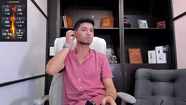 Snapshot of EdwardRoss_ chatting on 15, 3, 2025 EdwardRoss  online show from 15, 3, 2025