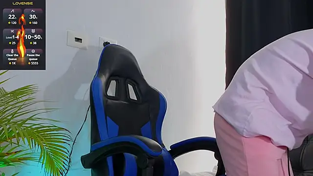 EdwardRoss  online show from 17, 11, 2025