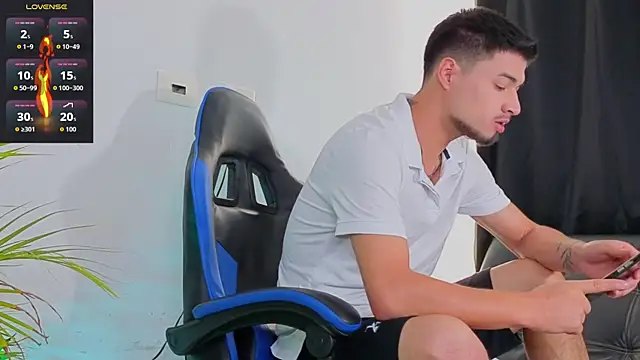 EdwardRoss  online show from 24, 11, 2025