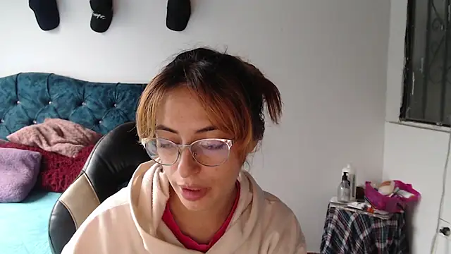 Kate lorens9 online show from 2, 5, 2026