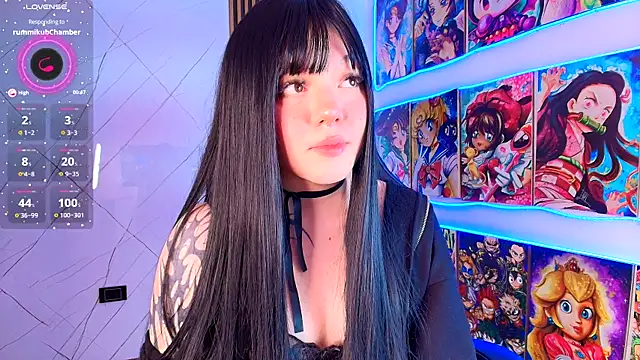 Snapshot of Fluffy_Bubble21 chatting on 7, 8, 2026 Fluffy Bubble21 online show from 7, 8, 2026