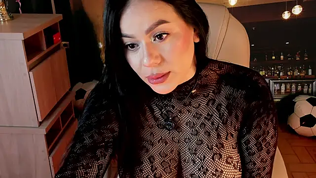 Miah gomez  online show from 29, 6, 2026