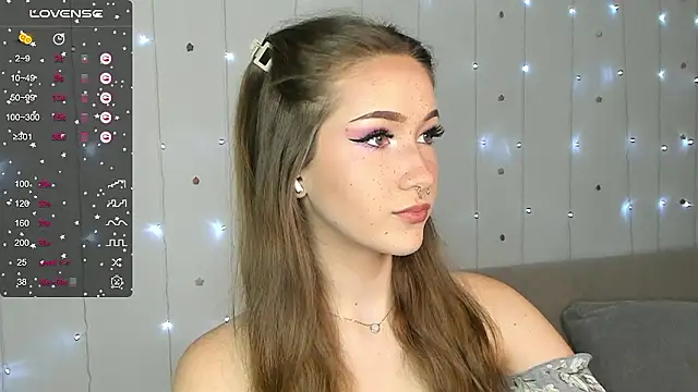 Snapshot of dazy_88_ chatting on 2, 12, 2024 dazy 88 online show from 2, 12, 2024