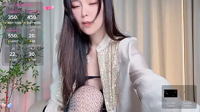 Snapshot of Ada-xixi chatting on 11, 11, 2025 Ada-xixi online show from 11, 11, 2025