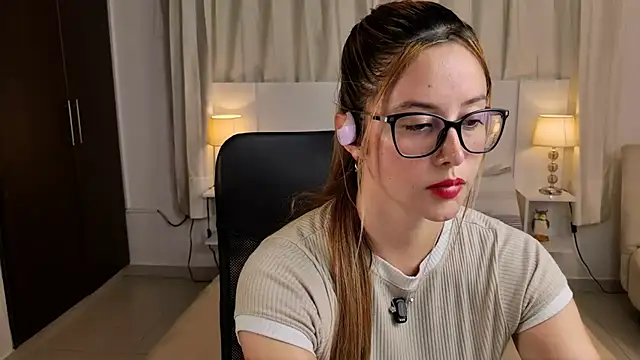 alliee mod online show from 18, 7, 2026