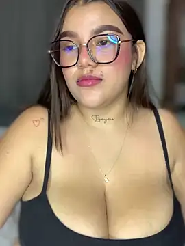 Michellesexxy online show from 7, 1, 2025