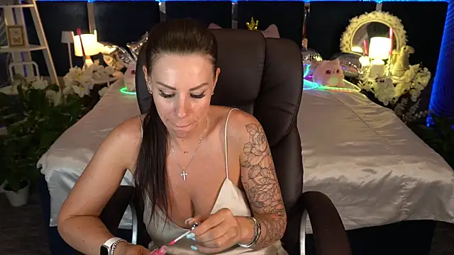 IsabellaFoxyy online show from 15, 6, 2026