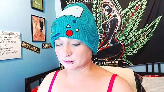 Snapshot of Chloenightmare chatting on 11, 3, 2025 Chloenightmare online show from 11, 3, 2025