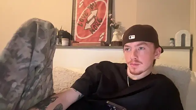 Snapshot of younghungginger chatting on 19, 2, 2025 younghungginger online show from 19, 2, 2025