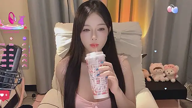 7-Love online show from 5, 8, 2026