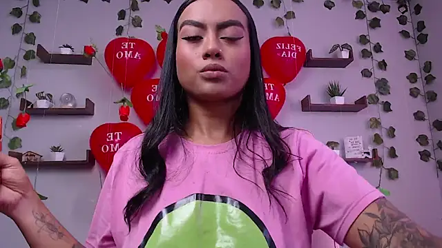 macey elliot  online show from 16, 2, 2025