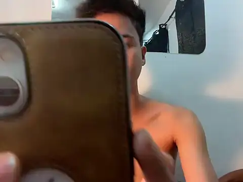 Snapshot of Asiantwink21 chatting on 14, 9, 2025 Asiantwink21 online show from 14, 9, 2025