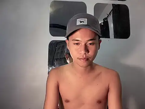 Snapshot of Asiantwink21 chatting on 28, 10, 2025 Asiantwink21 online show from 28, 10, 2025