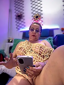 PaulinaSanders X online show from 15, 11, 2025