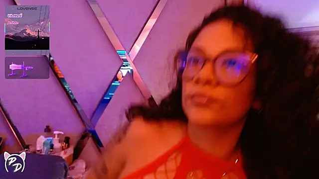 paula daniela1 online show from 7, 7, 2026