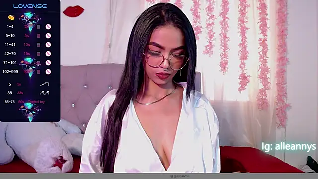 Alleanys Cristal online show from 17, 3, 2025