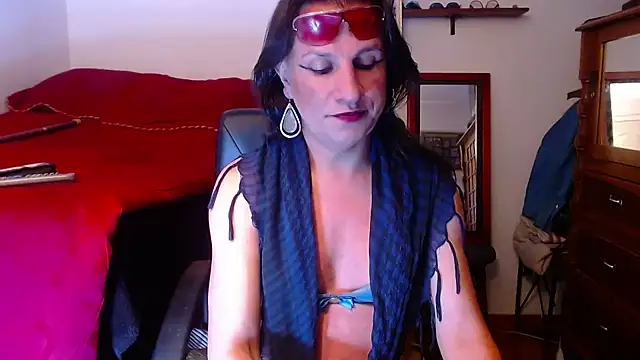 Snapshot of LorenJade chatting on 28, 7, 2026 LorenJade online show from 28, 7, 2026